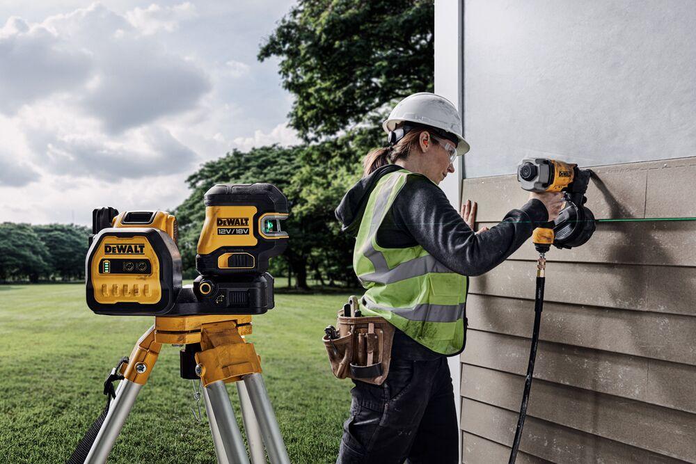DeWALT Laser krížový s olovnicou 12/18V DCE822D1G18