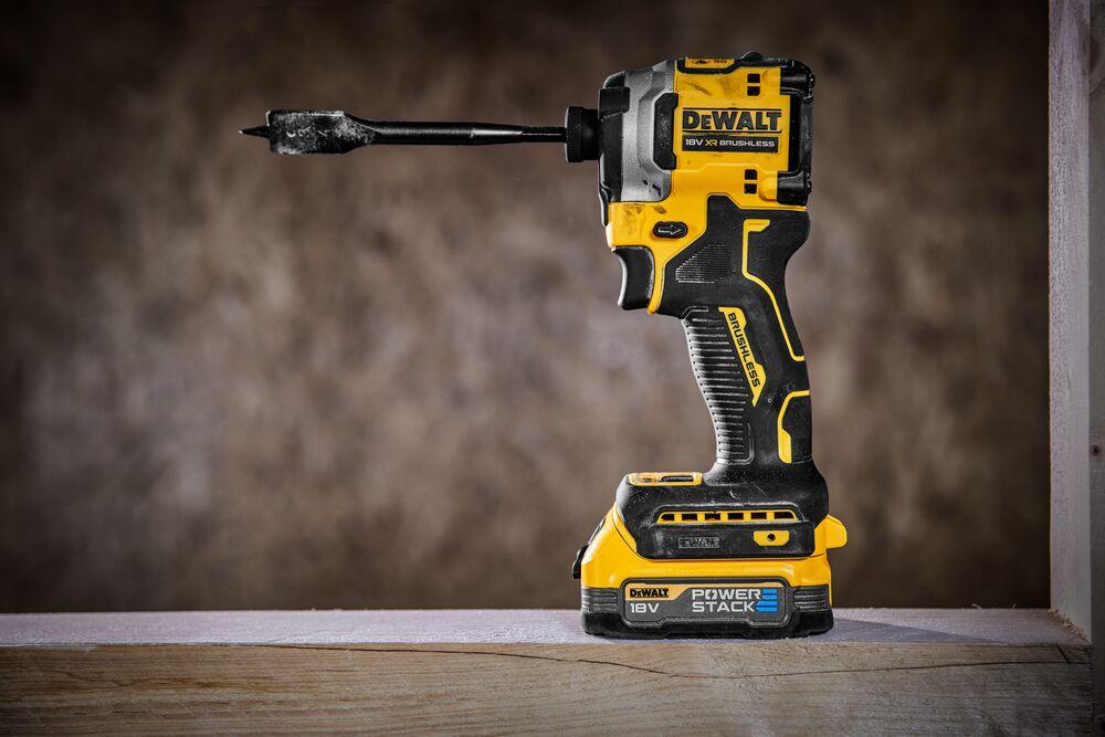 DeWALT Aku rázový uťahovač 18V POWERSTACK (1/4") DCF850E1T