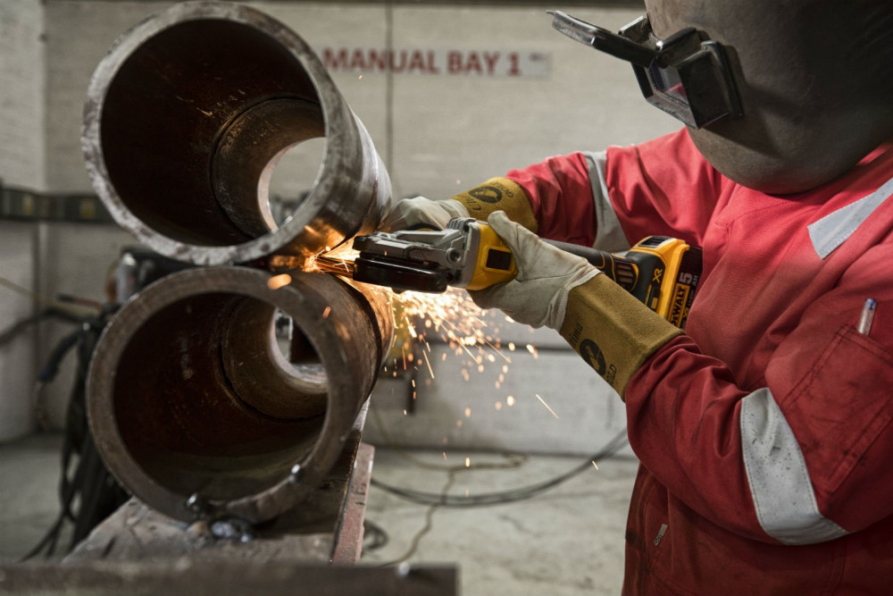 DeWALT Aku uhlová brúska 125mm 18V DCG405FN
