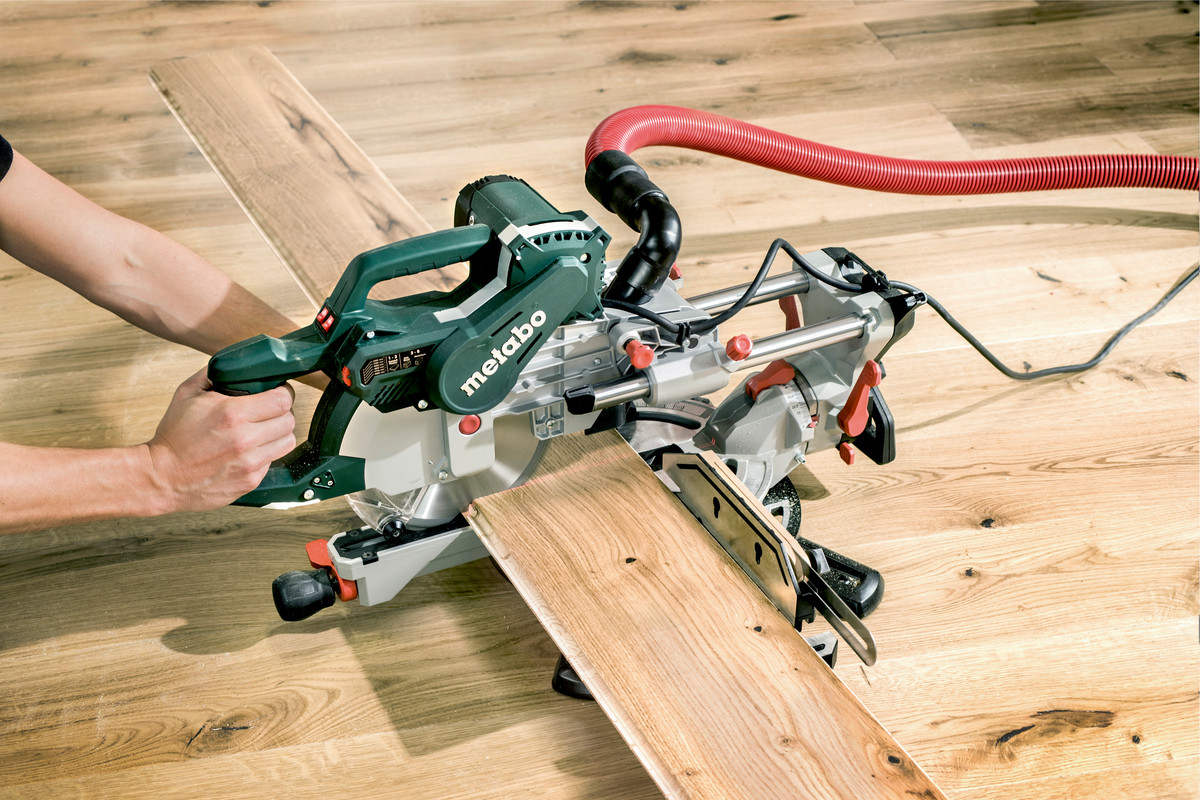 Metabo Pokosová píla KGSV 72 XACT SYM