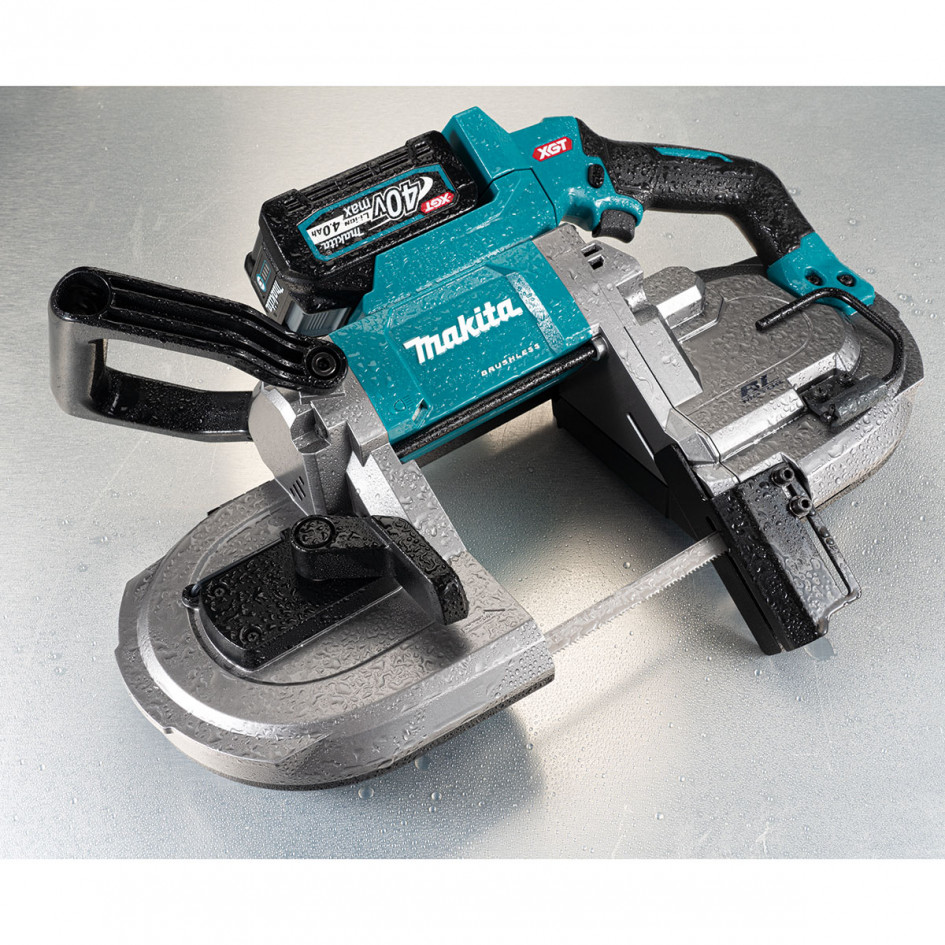MAKITA Aku pásová píla 40V PB002GZ
