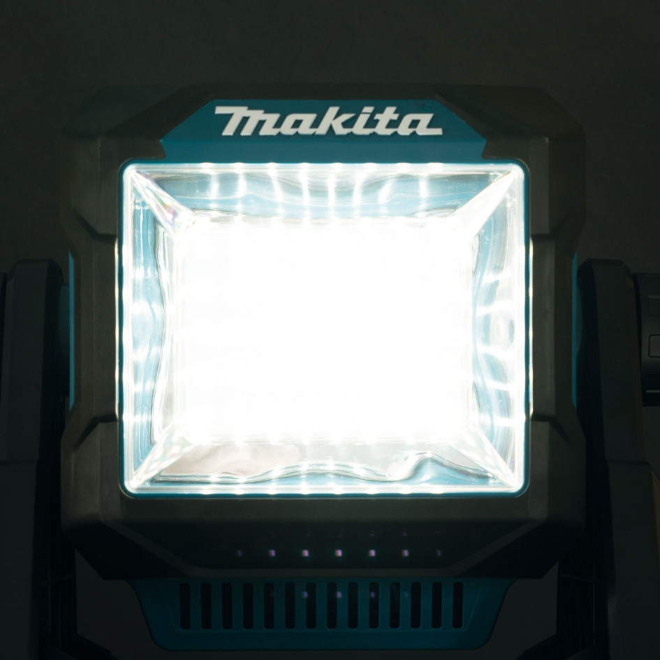 Makita Aku svetlo 40V ML005GX