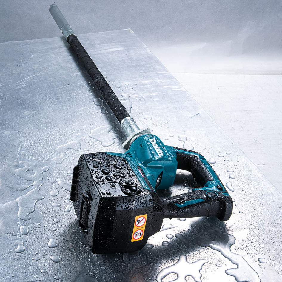 Makita Aku vibrátor ponorný do betónu 40V VR004GZ